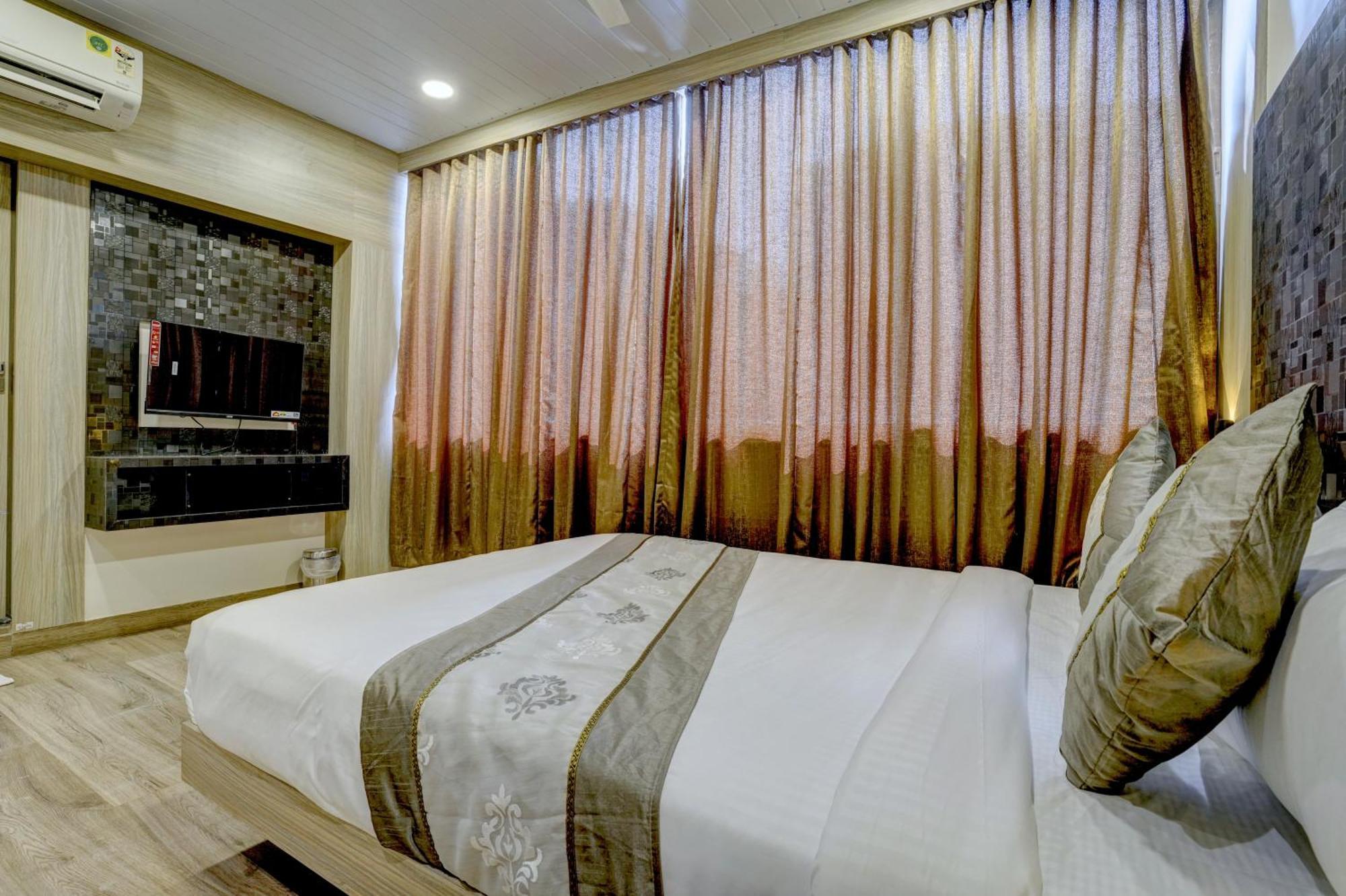 Hotel Arts International มุมไบ ภายนอก รูปภาพ